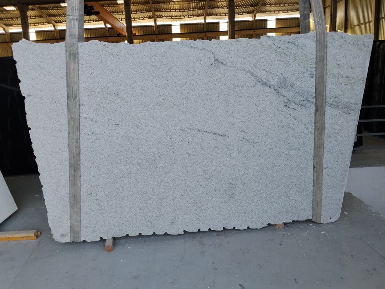 BRANCO SIENA bloco 3415